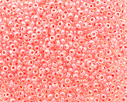 TOHO Ceylon Tomato Soup Round 11/0 Seed Bead