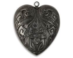 Vintaj Arte Metal Violet Garden Heart Pendant 36x43mm
