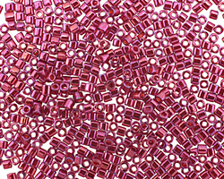 TOHO Gold Lustered Raspberry Cube 1.5mm Seed Bead