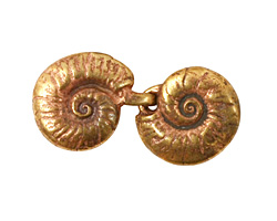 Green Girl Bronze Seashell Clasp 17x33mm