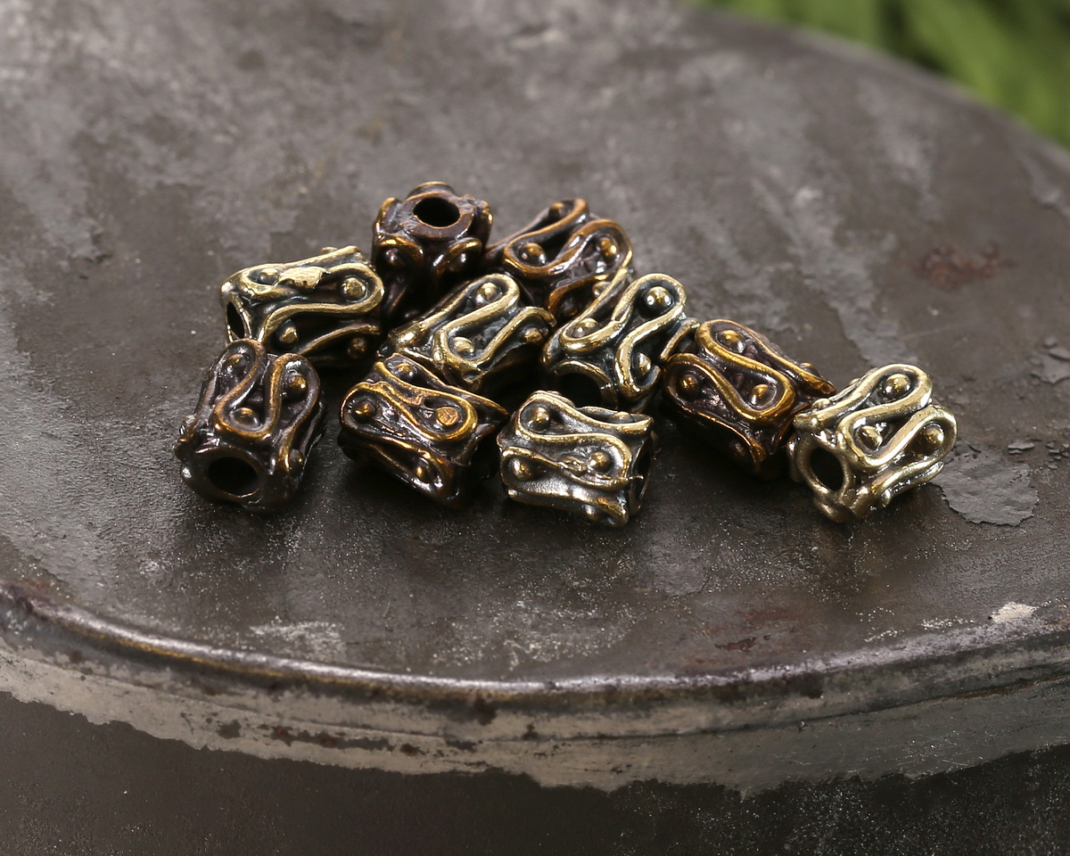Mykonos Antique Brass (plated) Squiggle & Balls Barrel 7x6mm