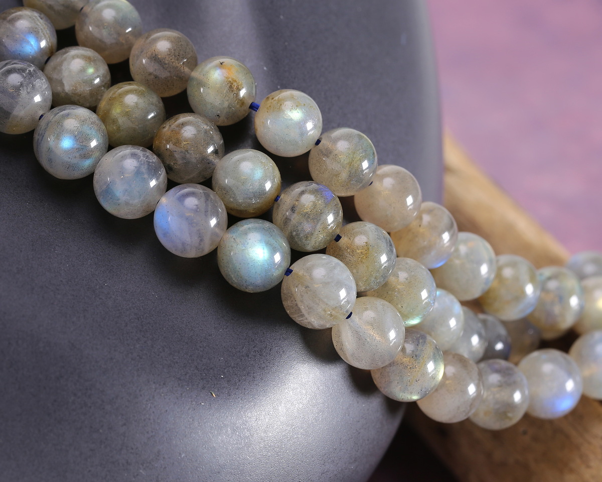 Labradorite (A) Round 9-9.5mm