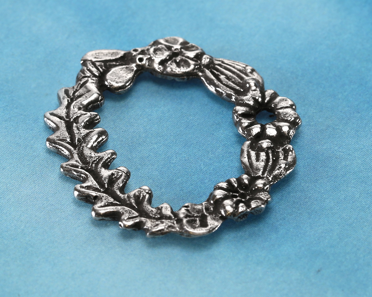 Green Girl Pewter Chatelaine Focal 30x35mm