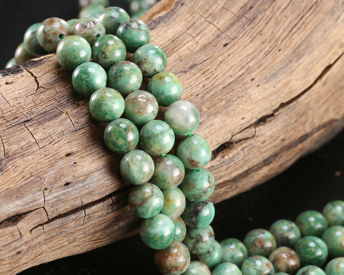 Dragon Blood Jade Round 8mm