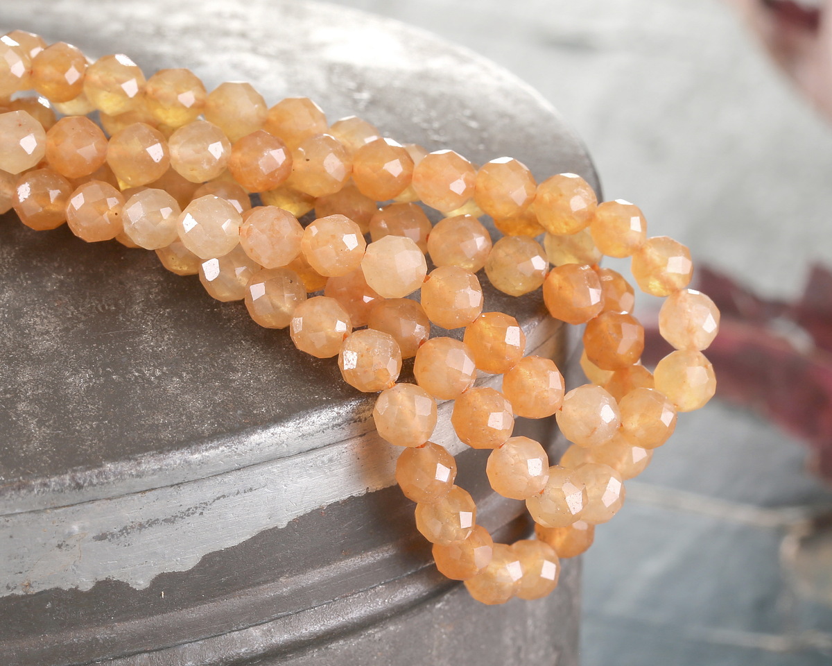 Red Aventurine Faceted Round 4mm