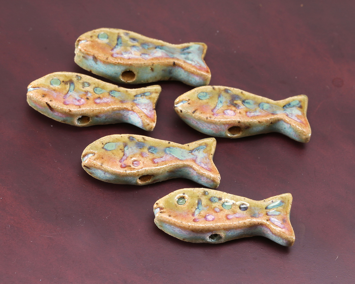 Gaea Ceramic Pastel Rainbow 1 Fish Bead 10-11x27-28mm