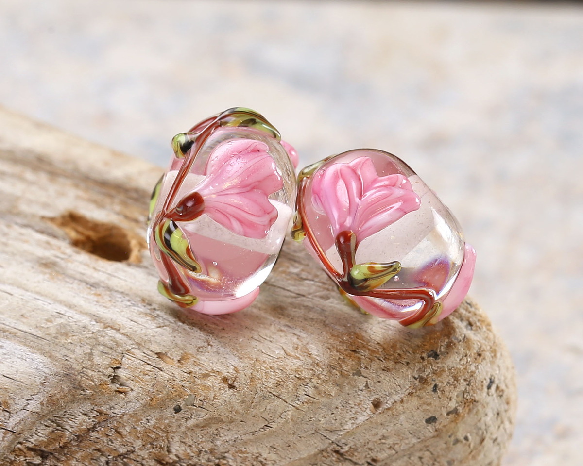 Grace Lampwork Blushing Magnolia Rondelle 10x16mm