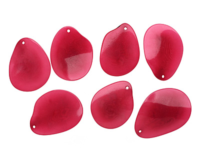 Tagua Nut Hot Pink Potato Chip 30-37x37-47mm