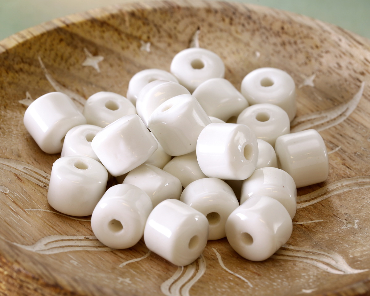 White Porcelain Barrel 9x10mm