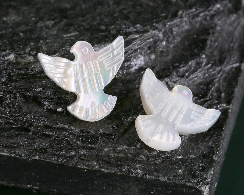 Mother Of Pearl Carved Bird 13x14mm