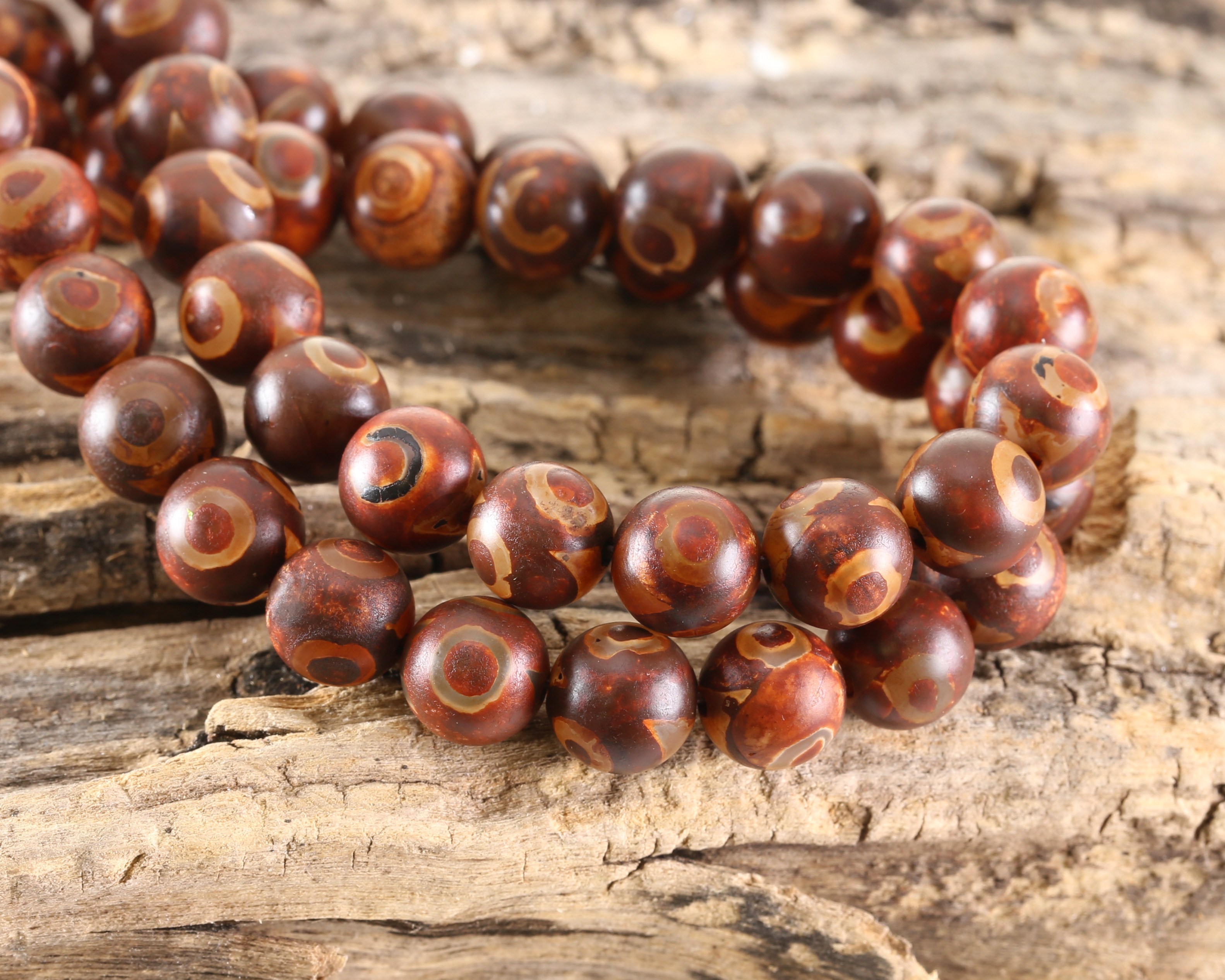 Tibetan (Dzi) Agate Red-Brown Round 8mm