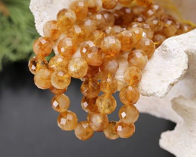 Citrine (A) Microfaceted Round 8mm Beads