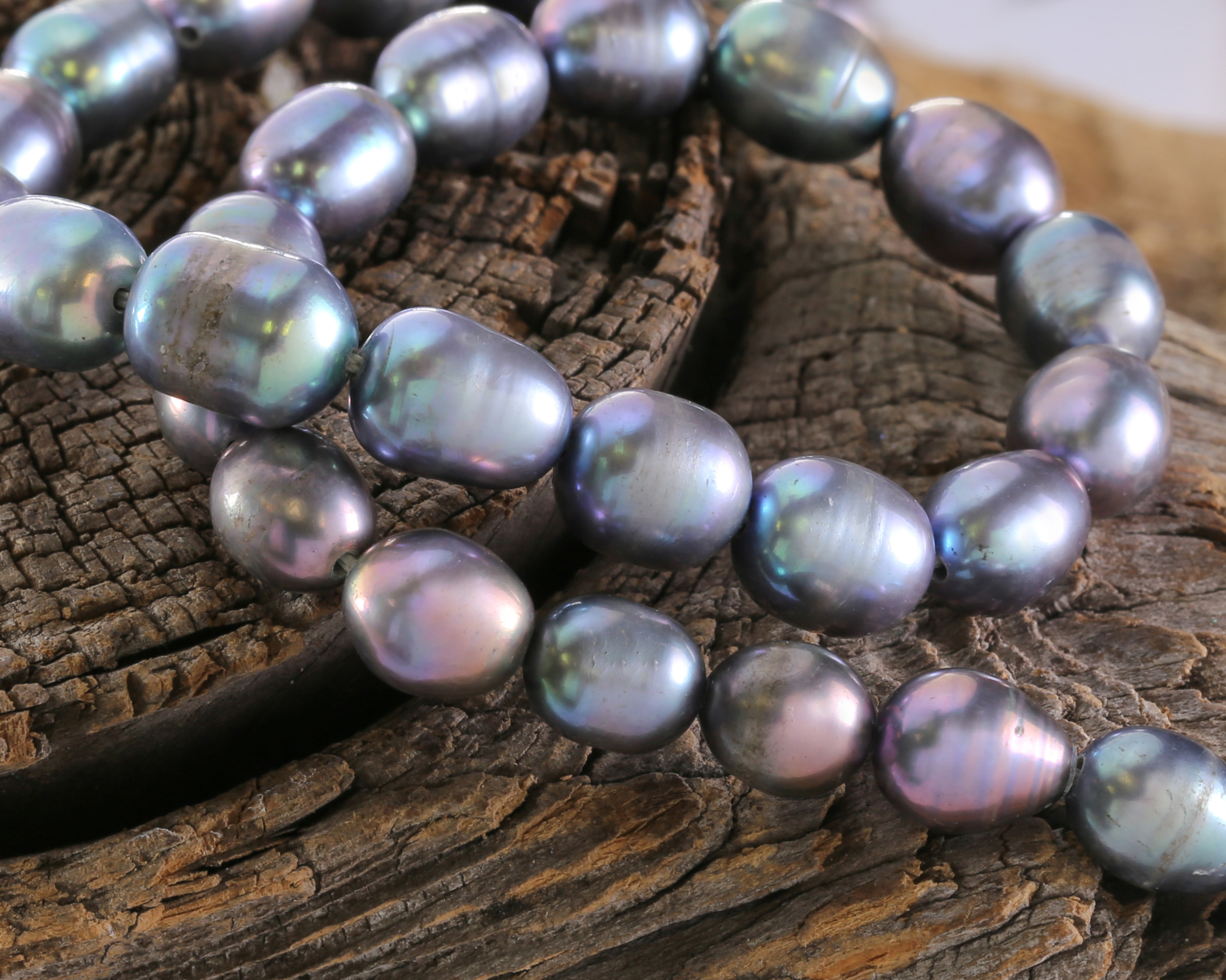 Peacock Freshwater Rice Pearl 8-10mm