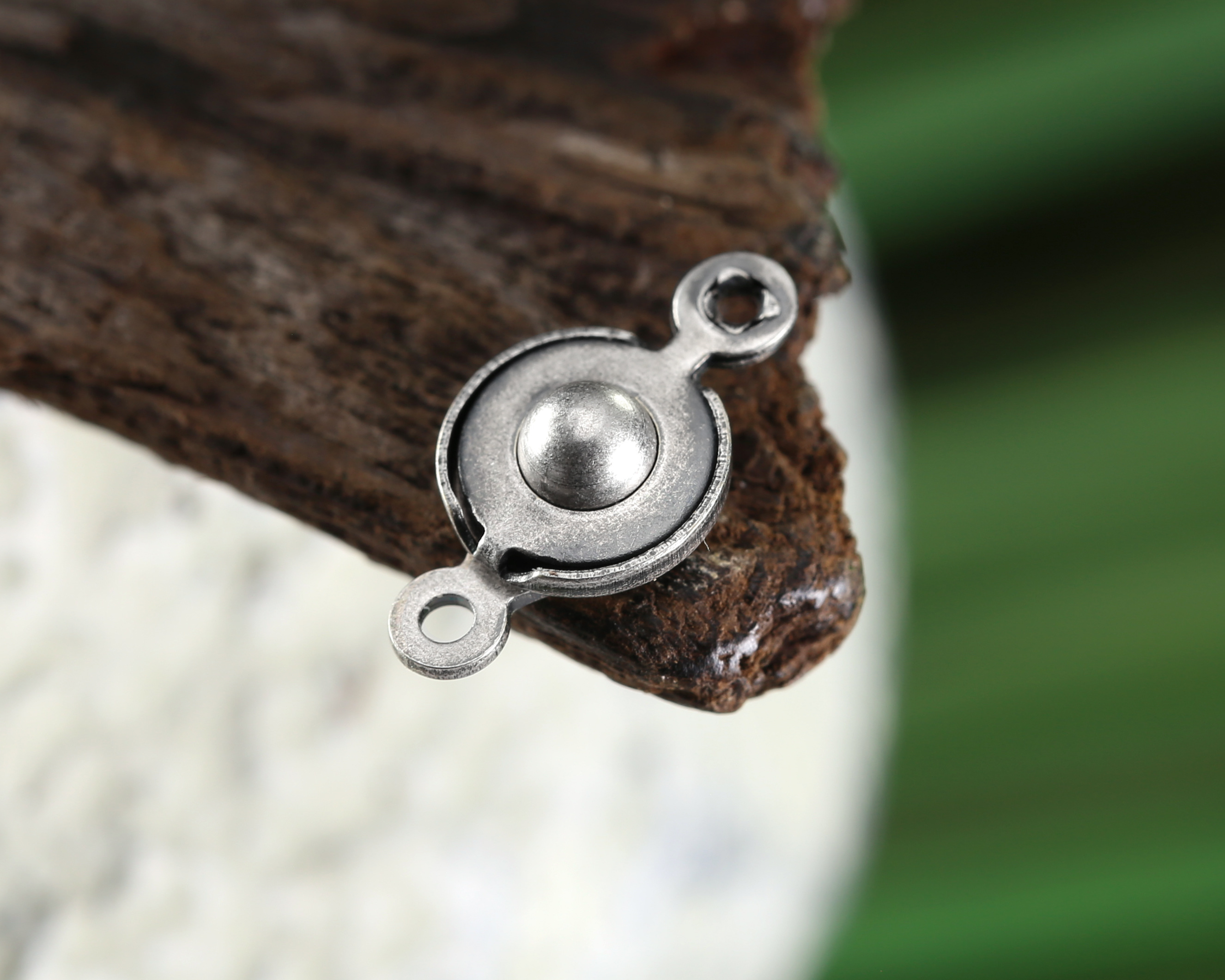 Antique Silver (plated) Snap Clasp 14x7mm