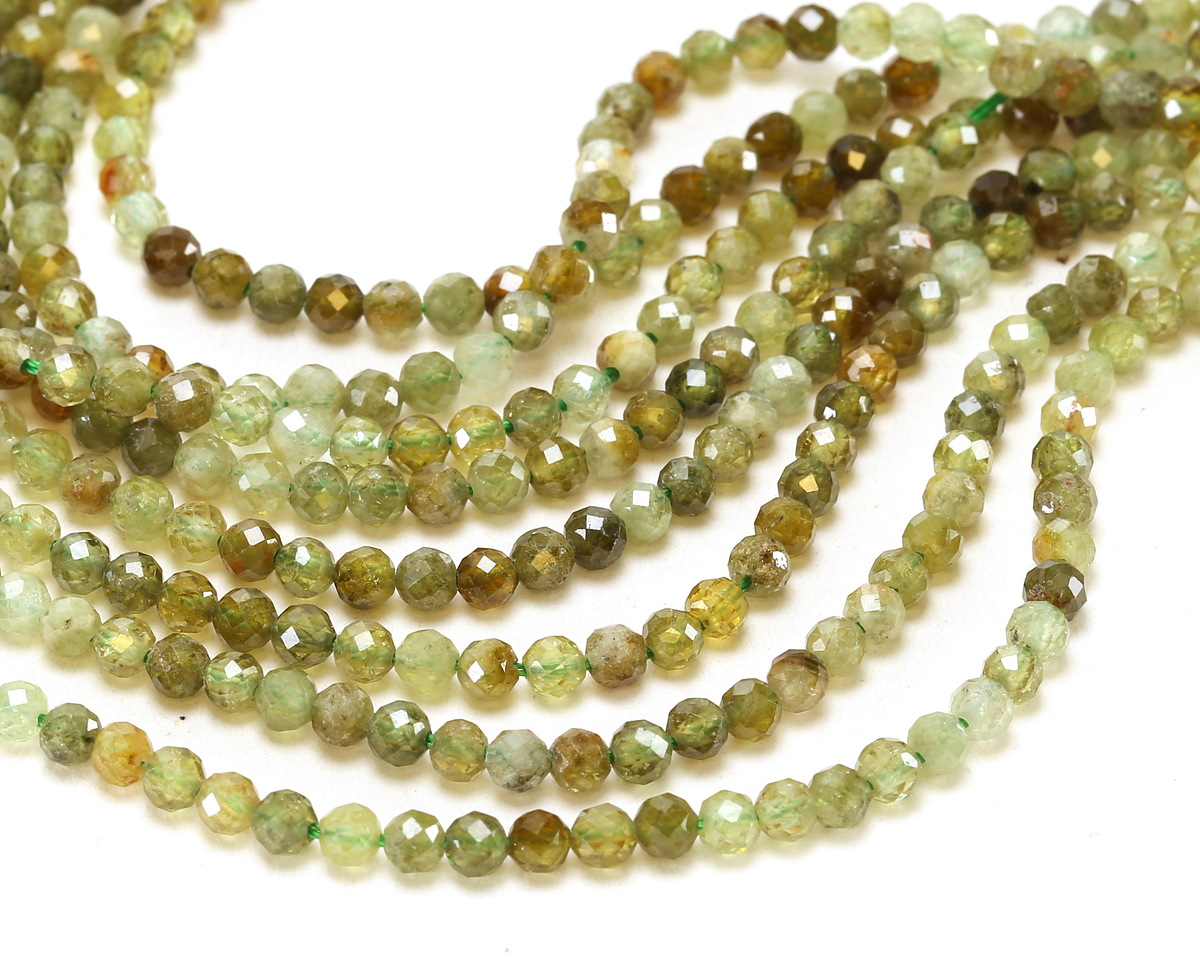 Green Garnet Microfaceted Round 3mm