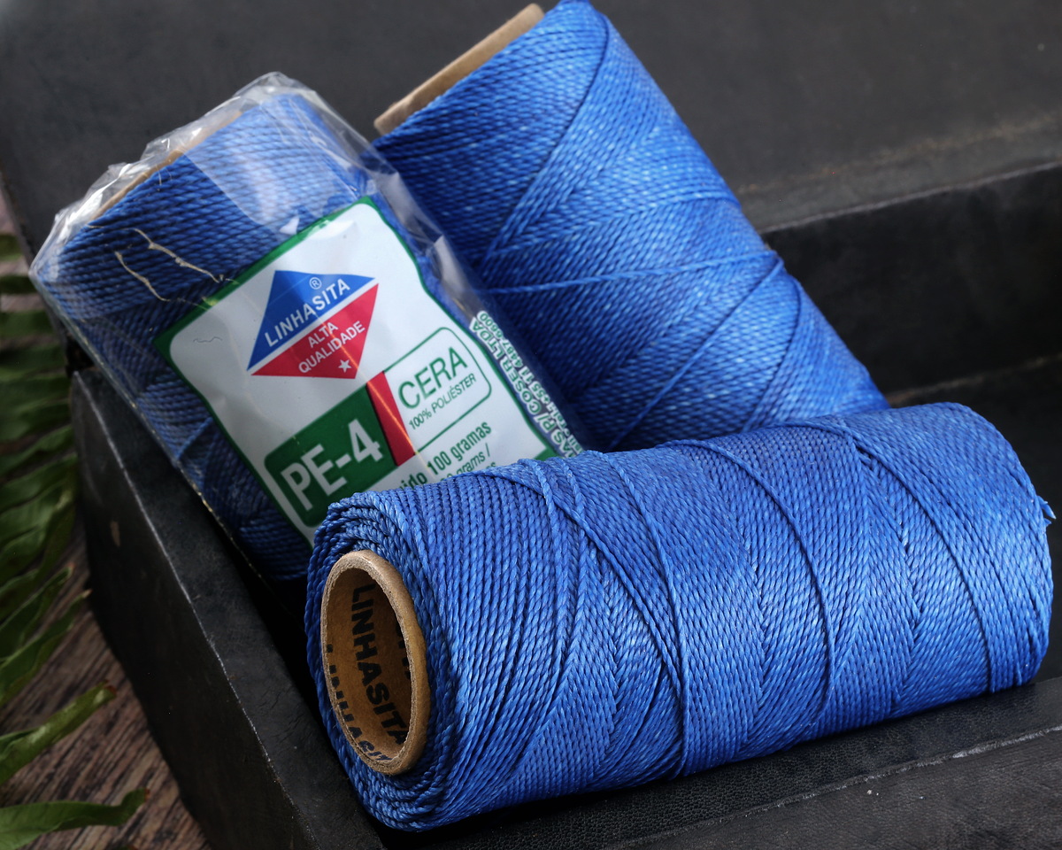 Linhasita Royal Blue (692) Waxed Polyester Cord PE-4 1mm