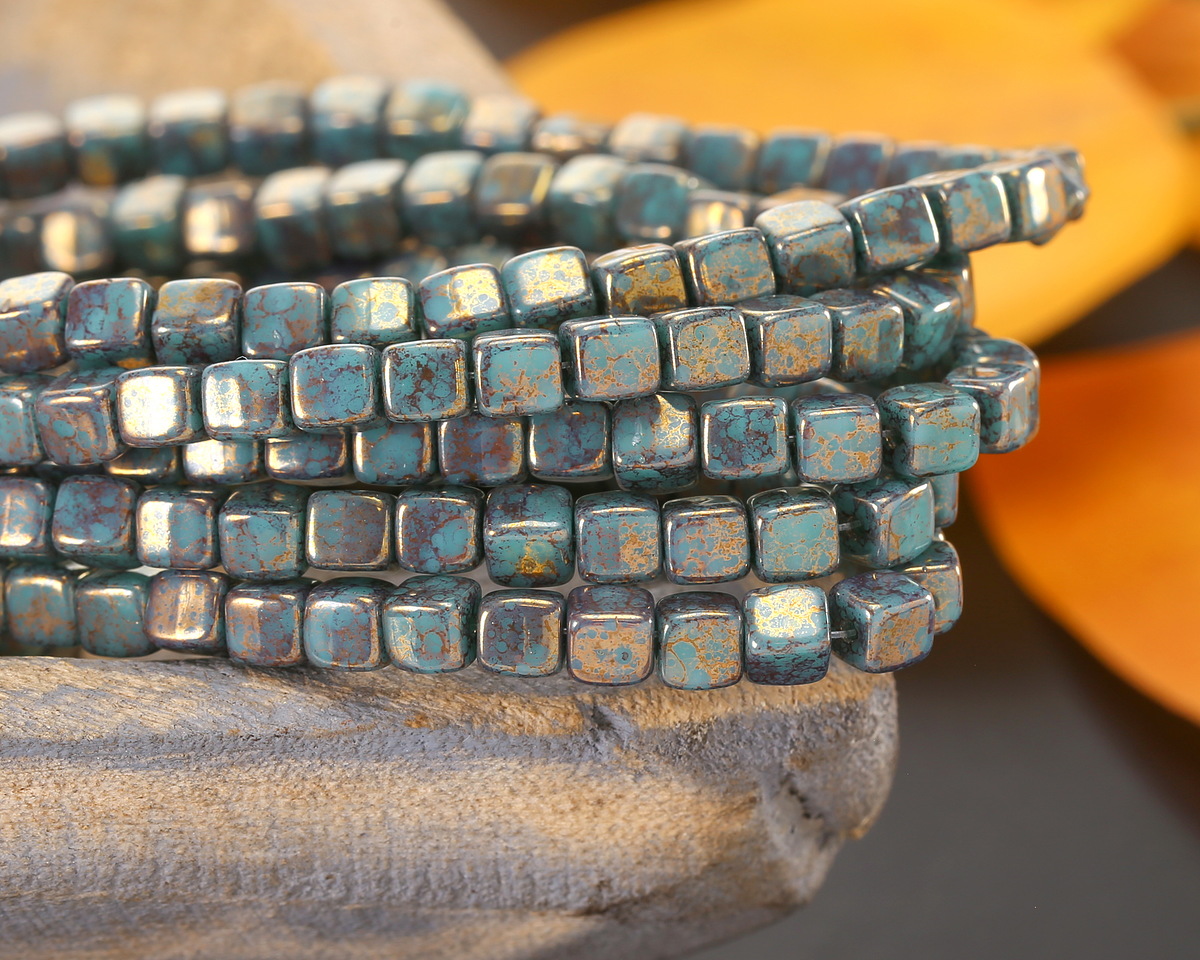 Czech Glass Bronzed Turquoise Cube 4mm