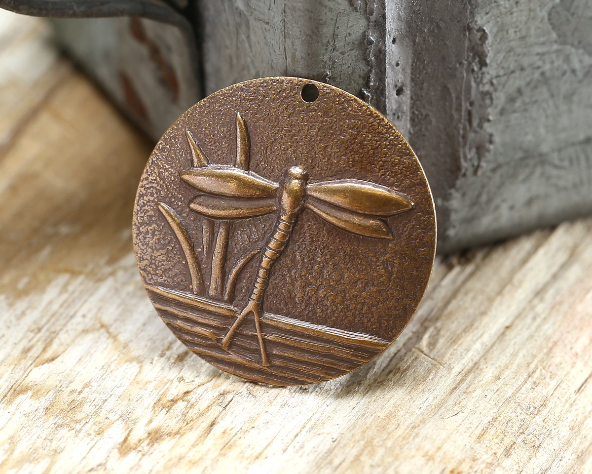 Vintaj Natural Brass Dragonfly Pond Coin 27mm