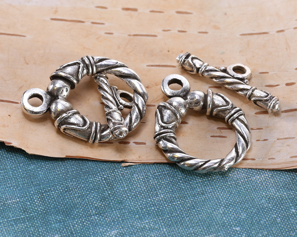 Mykonos Antique Silver (plated) Ornate Roped Toggle Clasp 28x21mm, 25mm Bar