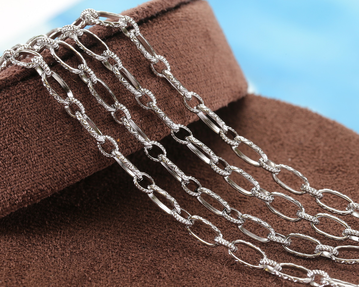 Stainless Steel 1:1 Textured Cable Chain, 5' Package