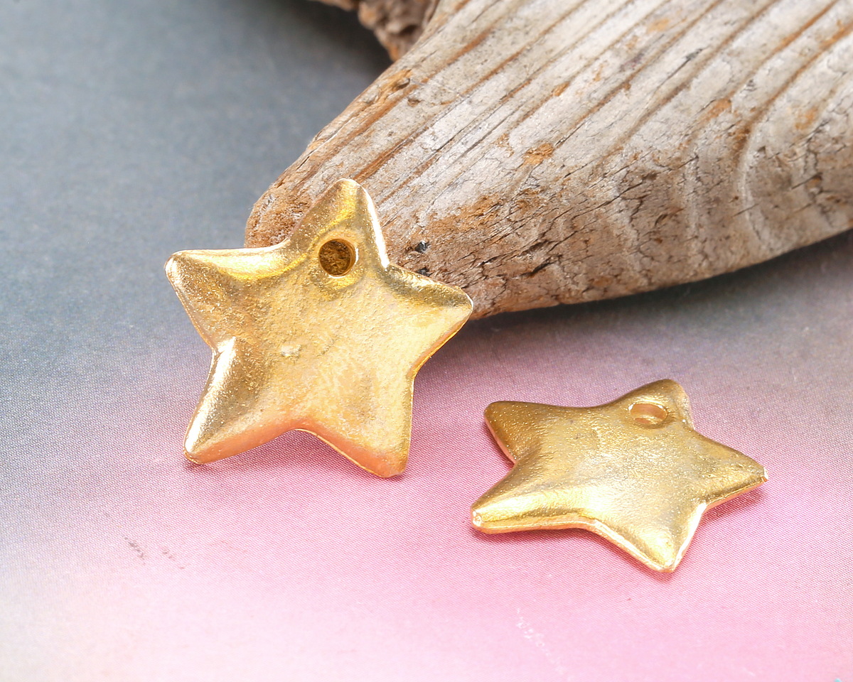 Mykonos Gold (plated) Star Drop 18mm
