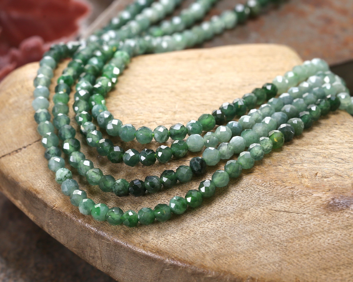 Guatemalan Jade (A) Ombré Microfaceted Round 2mm