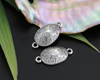 Antique Silver (plated) Limpet Sea Shell Focal Link 19x10mm