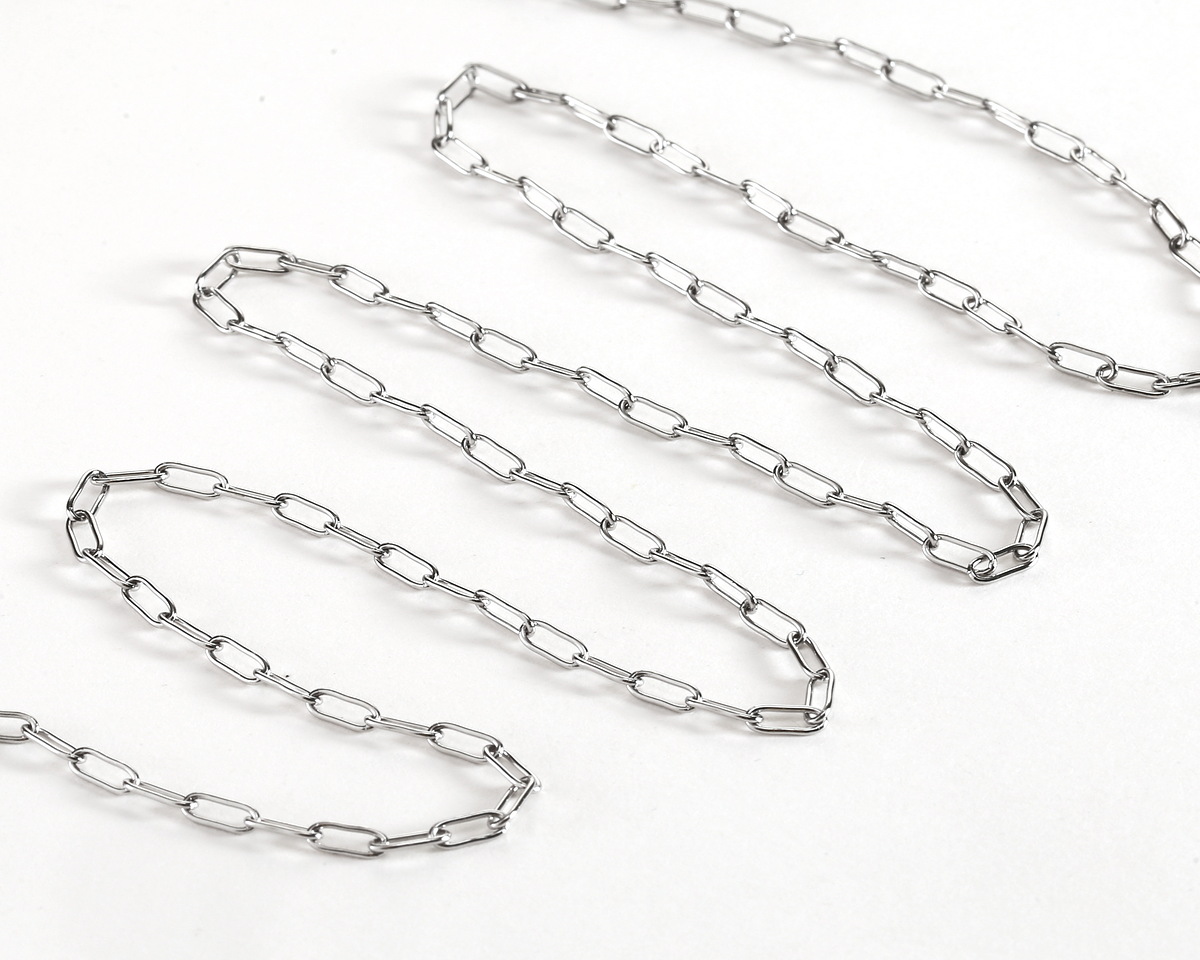 Stainless Steel Small Paperclip Chain, 7.9x2.3mm links, 25ft Spool