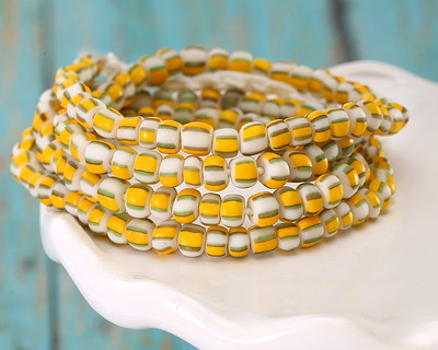 Java Glass Yellow & White w/ Stripes Graduated Gooseberry Beads 3-6x4-6mm