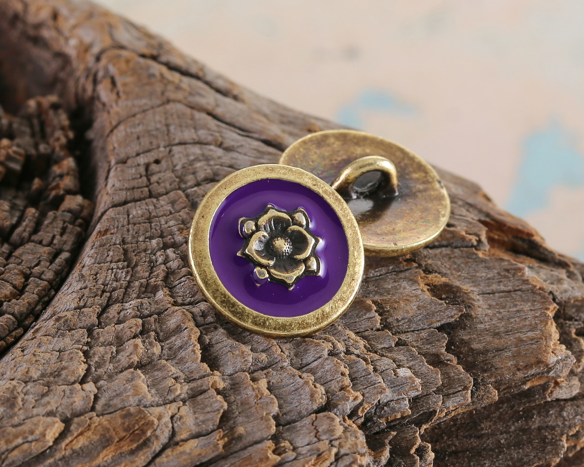 TierraCast Antique Brass (plated) Purple Blossom Button 14mm