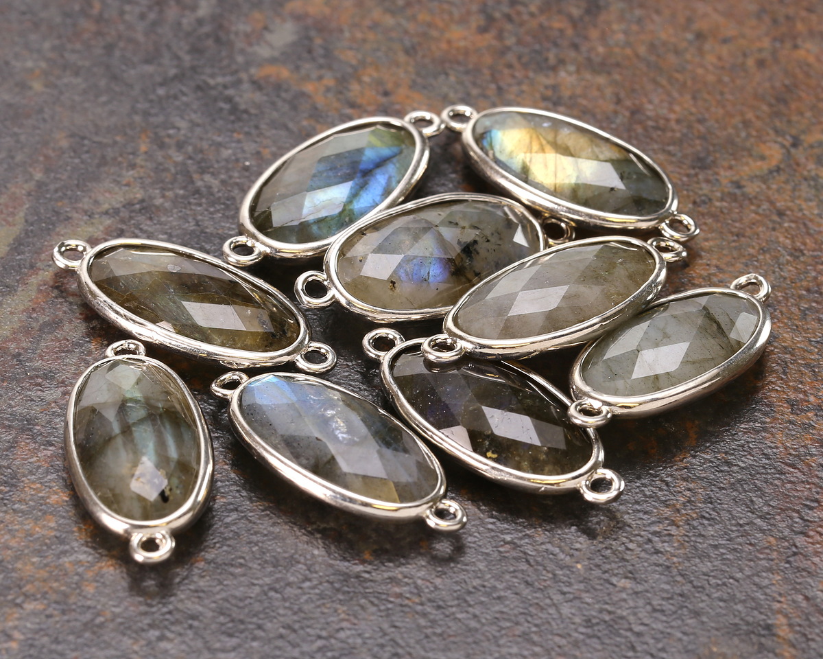 Labradorite Faceted Puff Oval Link w/ Silver Finish Bezel 12x20mm