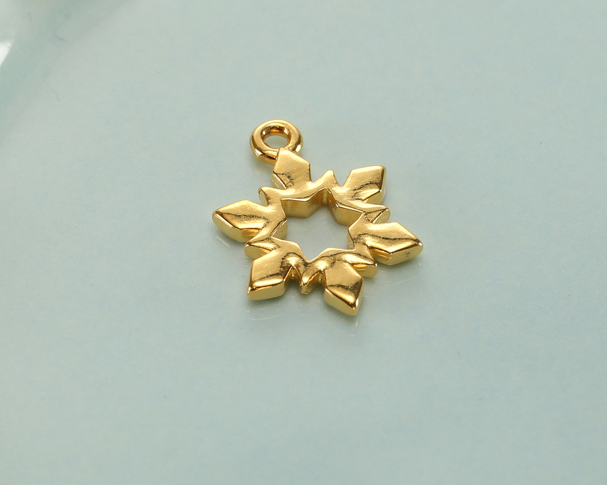 24K Gold (plated) White Enamel Snowflake Wireframe Pendant 7.5x12.5mm