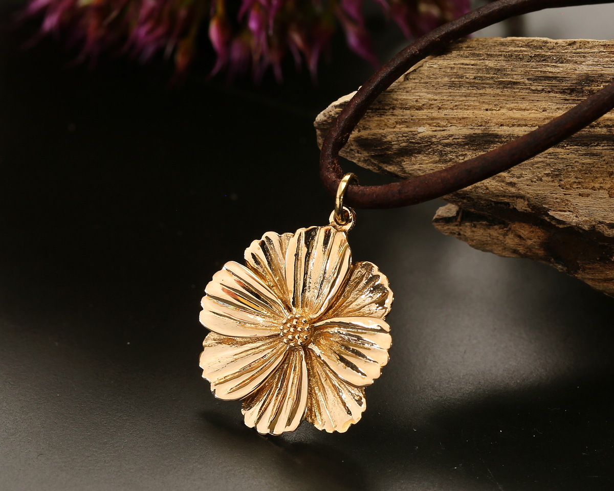 Nina Designs Bronze Cosmos Blossom Focal 21x28mm