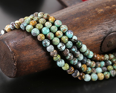 Green Blue Hubei Turquoise (w/ Matrix) Round 3.5-4mm