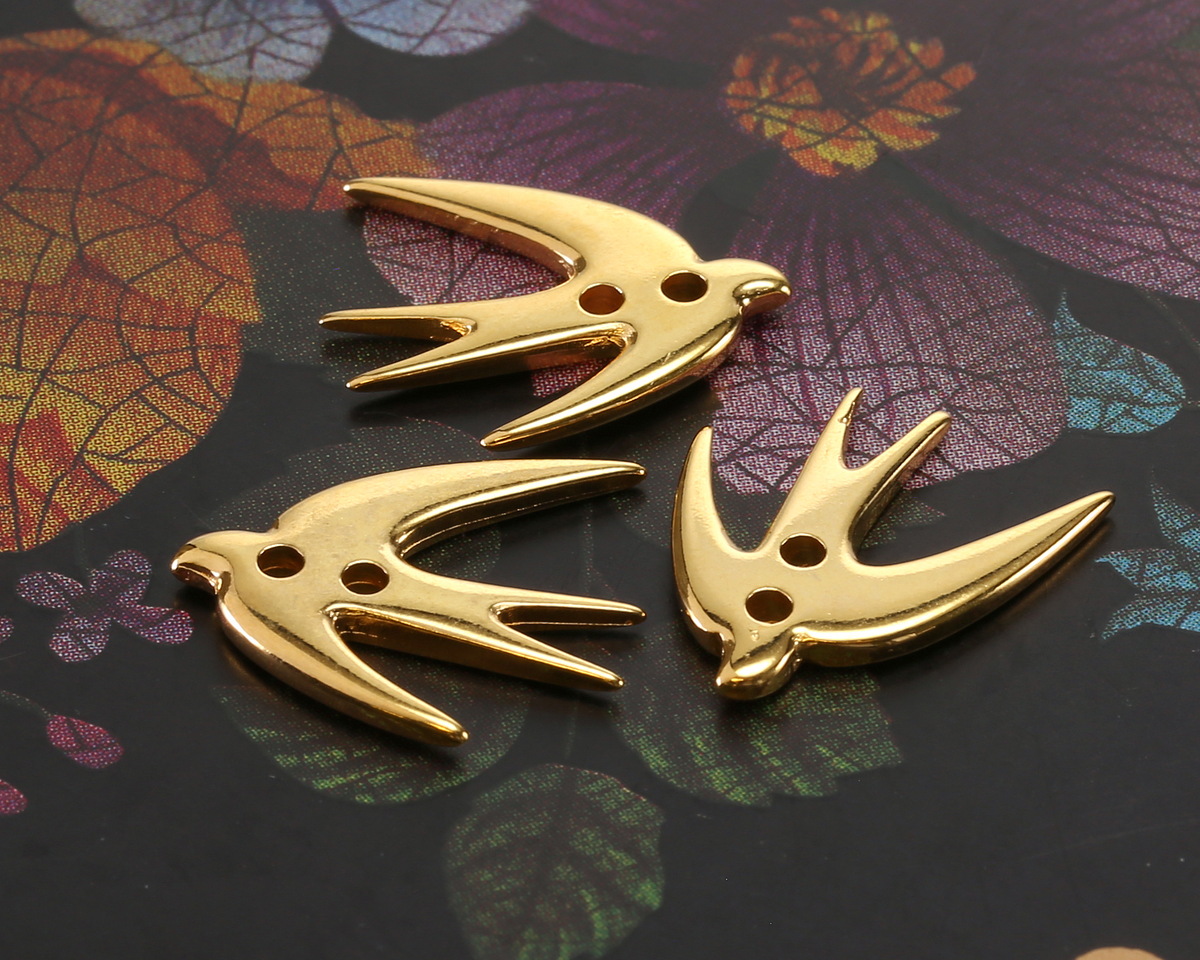 24K Gold (plated) Swallow Button 13.5x11mm