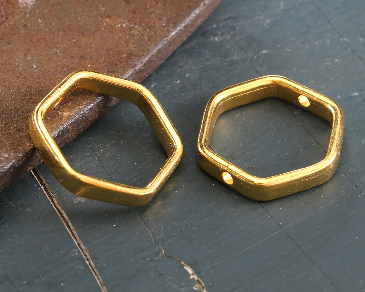 Mykonos Gold (plated) Hexagon Frame 23mm