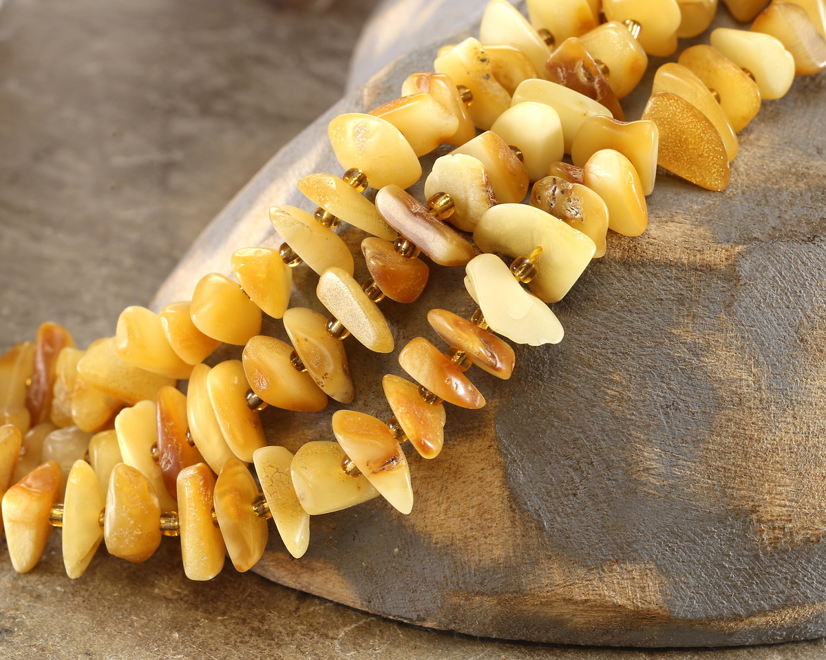 Honey Amber Chips 3-6x12-16mm