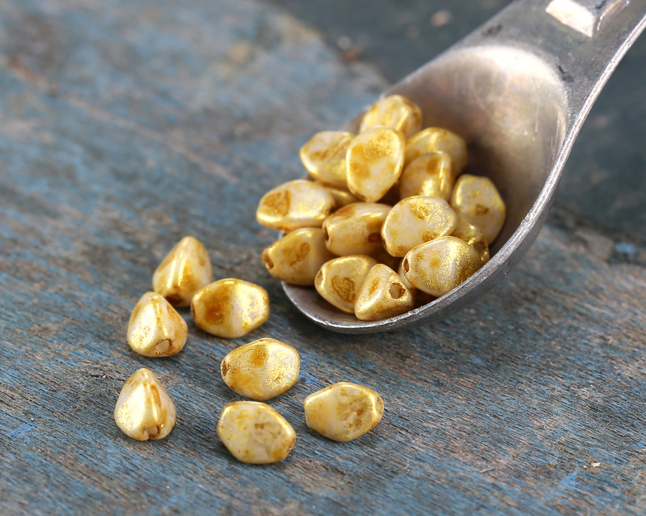 Czech Glass Gilded Vanilla Pinch Bead 5x4mm