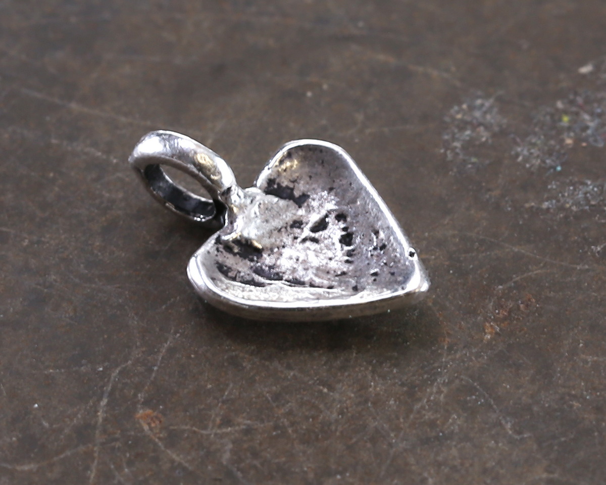 Mykonos Antique Silver (plated) Folksy Heart Focal 11x23mm