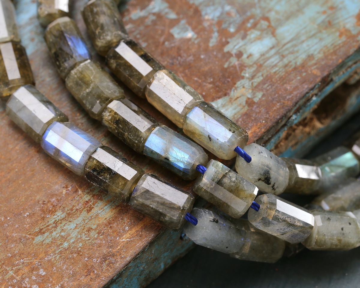 Labradorite Microfaceted Tube 7x10mm