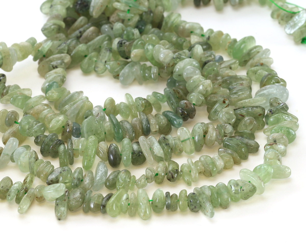 Green Kyanite Chips 2-5x5-12mm