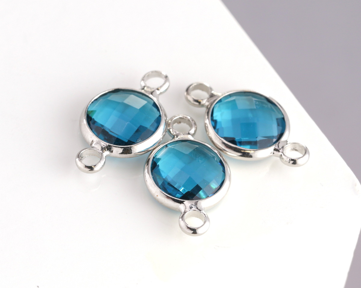 Pacific Blue Crystal Round Link in Silver Finish Bezel 14.5x8.5mm