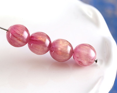 Resin Raspberry Champagne Shimmer Round 10mm