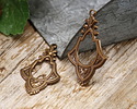Vintaj Natural Brass Fanned Frame 37x21.5mm