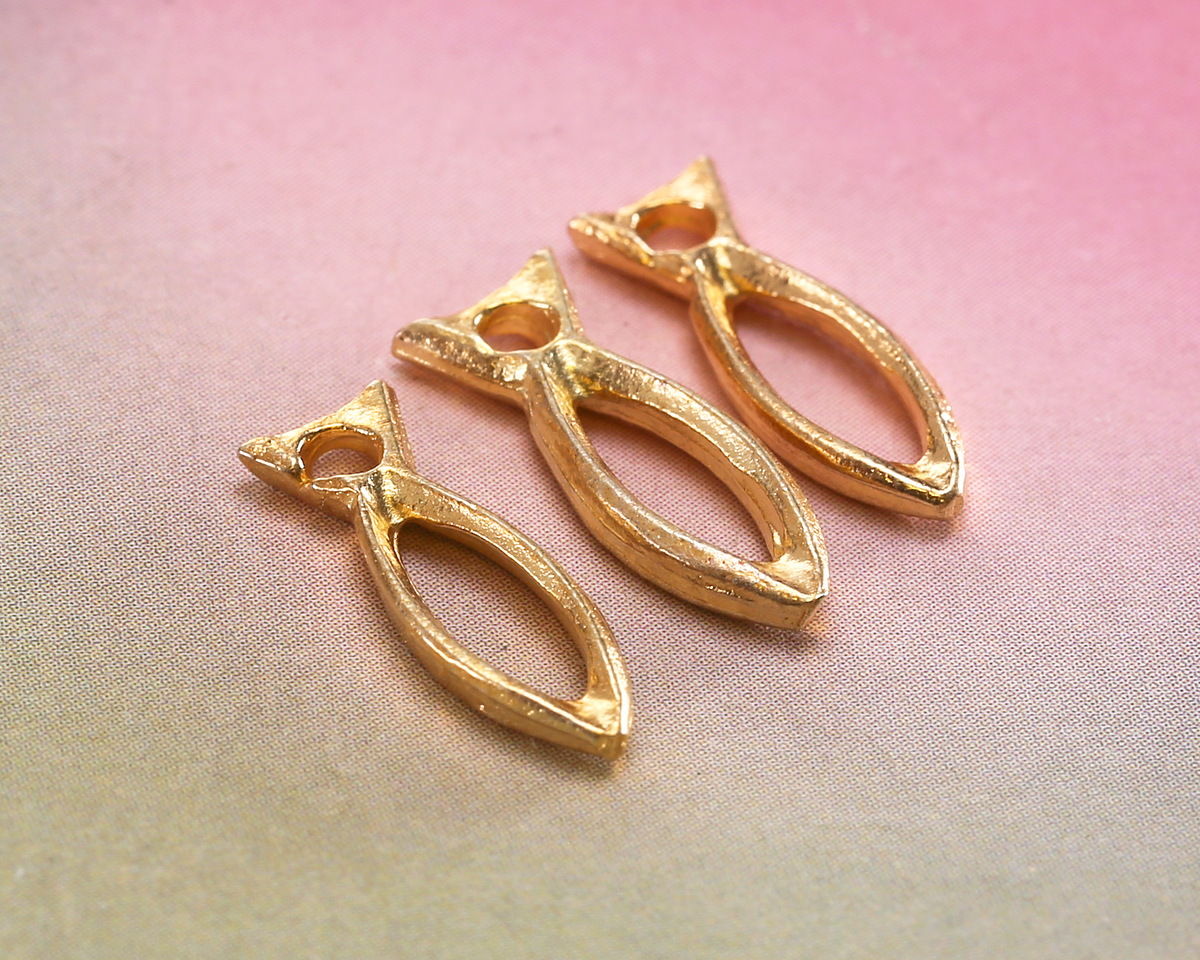 Mykonos Gold (plated) Openwork Fish Focal 6x15mm