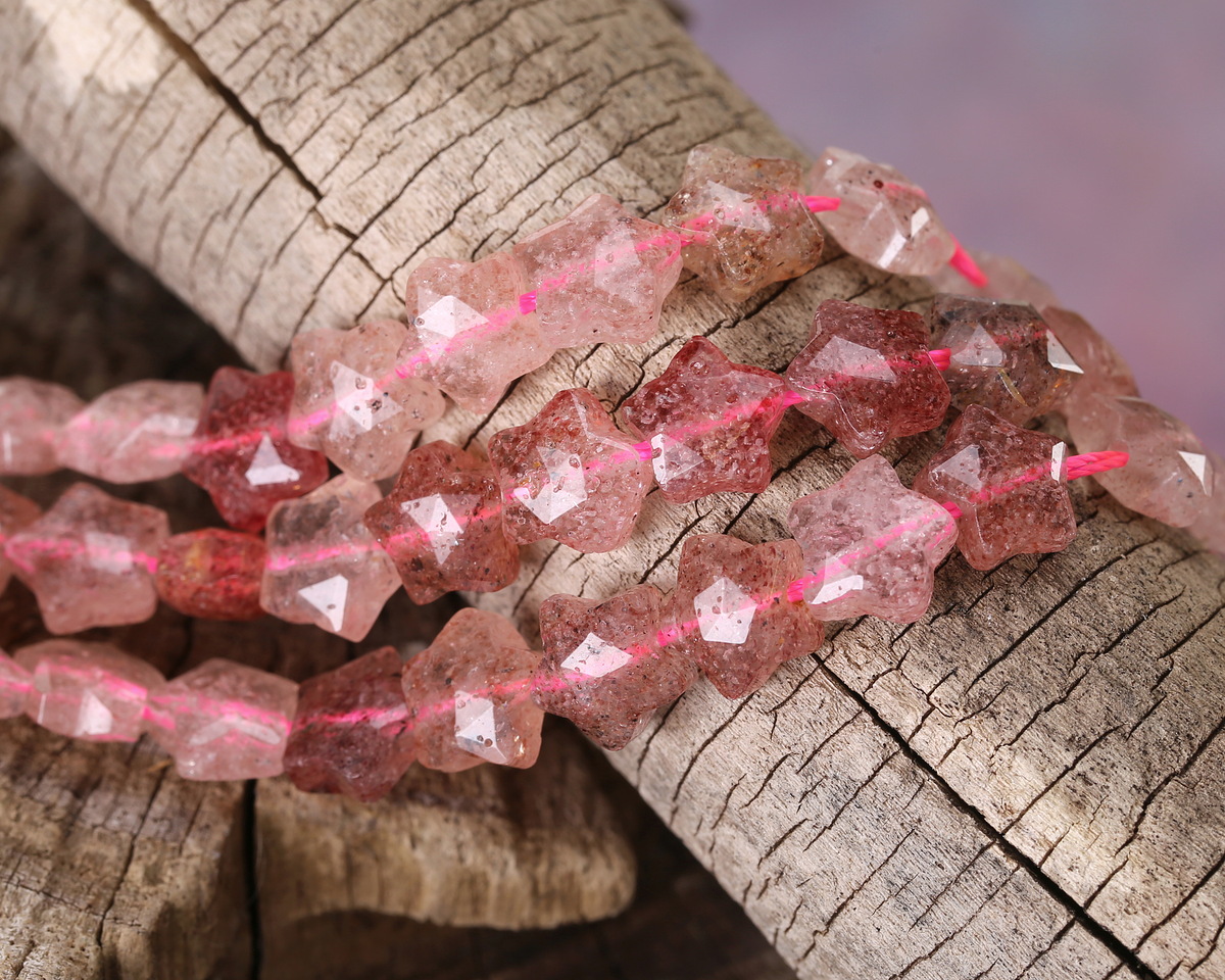 Strawberry Quartz Microfaceted Star 8mm