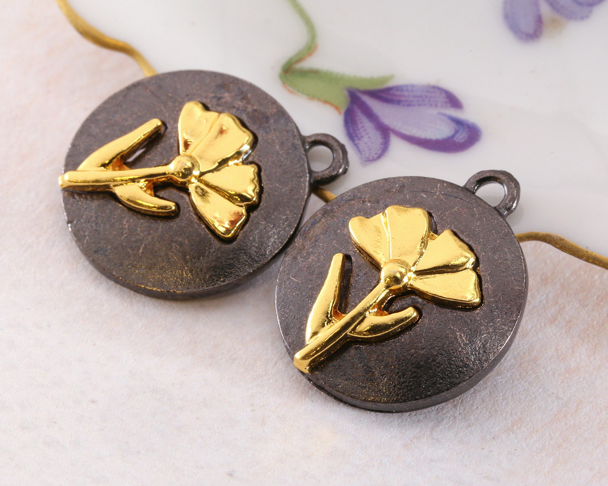 Cosmo Two-Toned Gunmetal & Gold Finish Round Focal 17.5x20.5mm