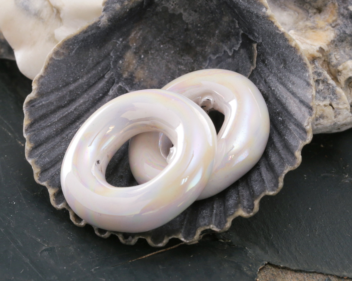 Mykonos Ceramic Iridescent White Ring 24-25mm