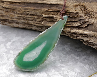 Lagoon Agate Freeform Slice w/ Natural Edge Focal 25-45x55-82mm