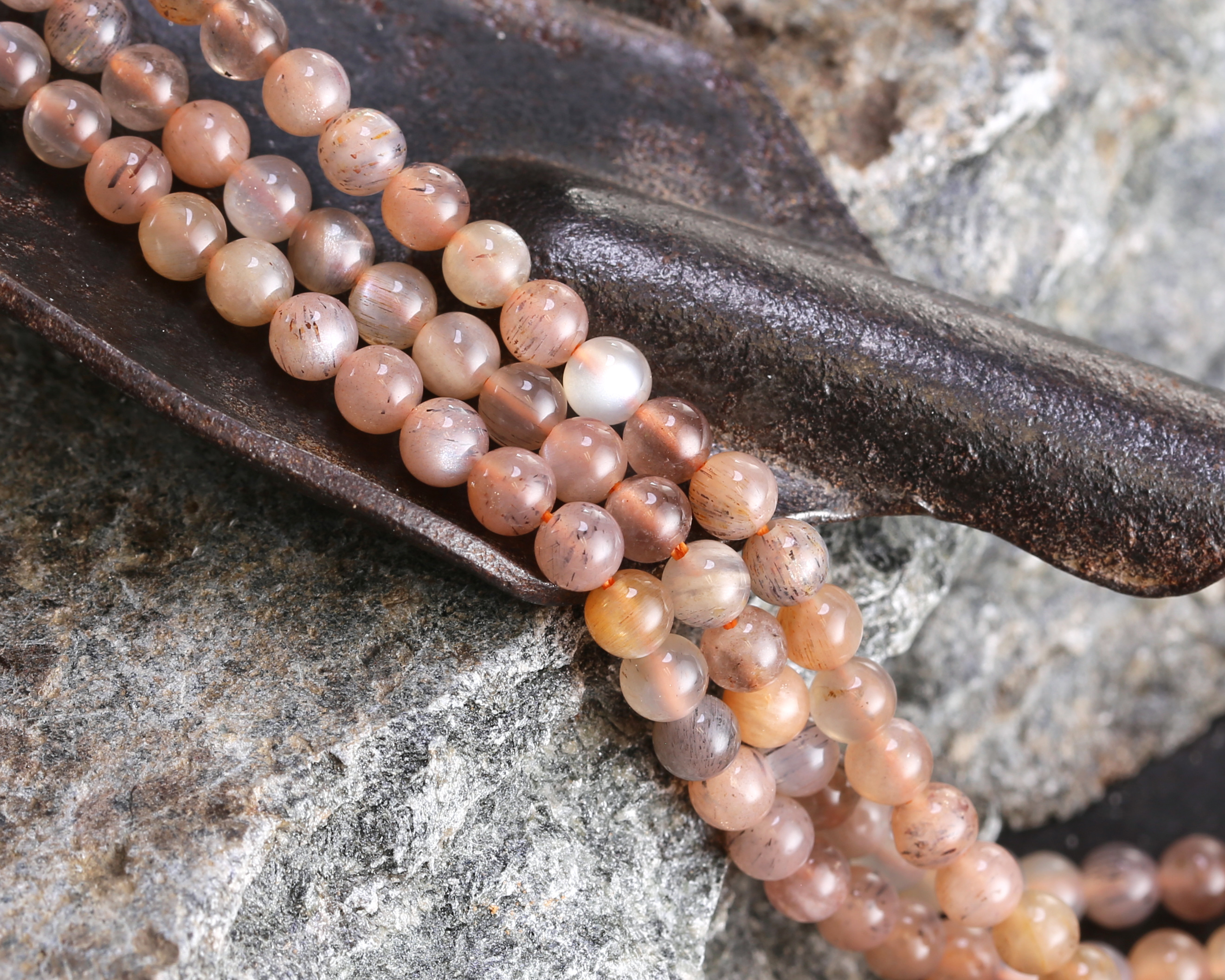 Gray Multi Moonstone Round 4mm